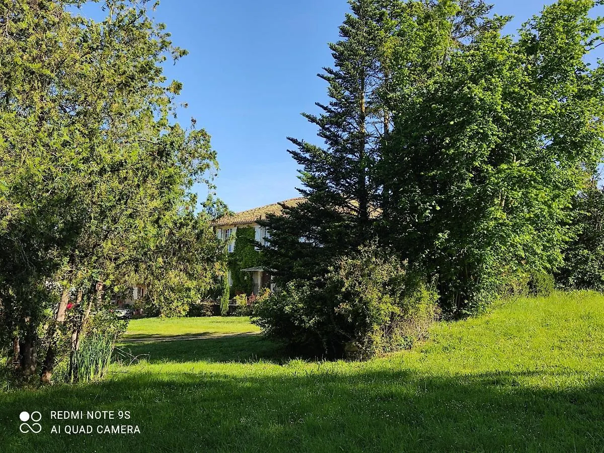 Holiday home Maison Du 18E De Charme Au Calme Idrac-Respailles